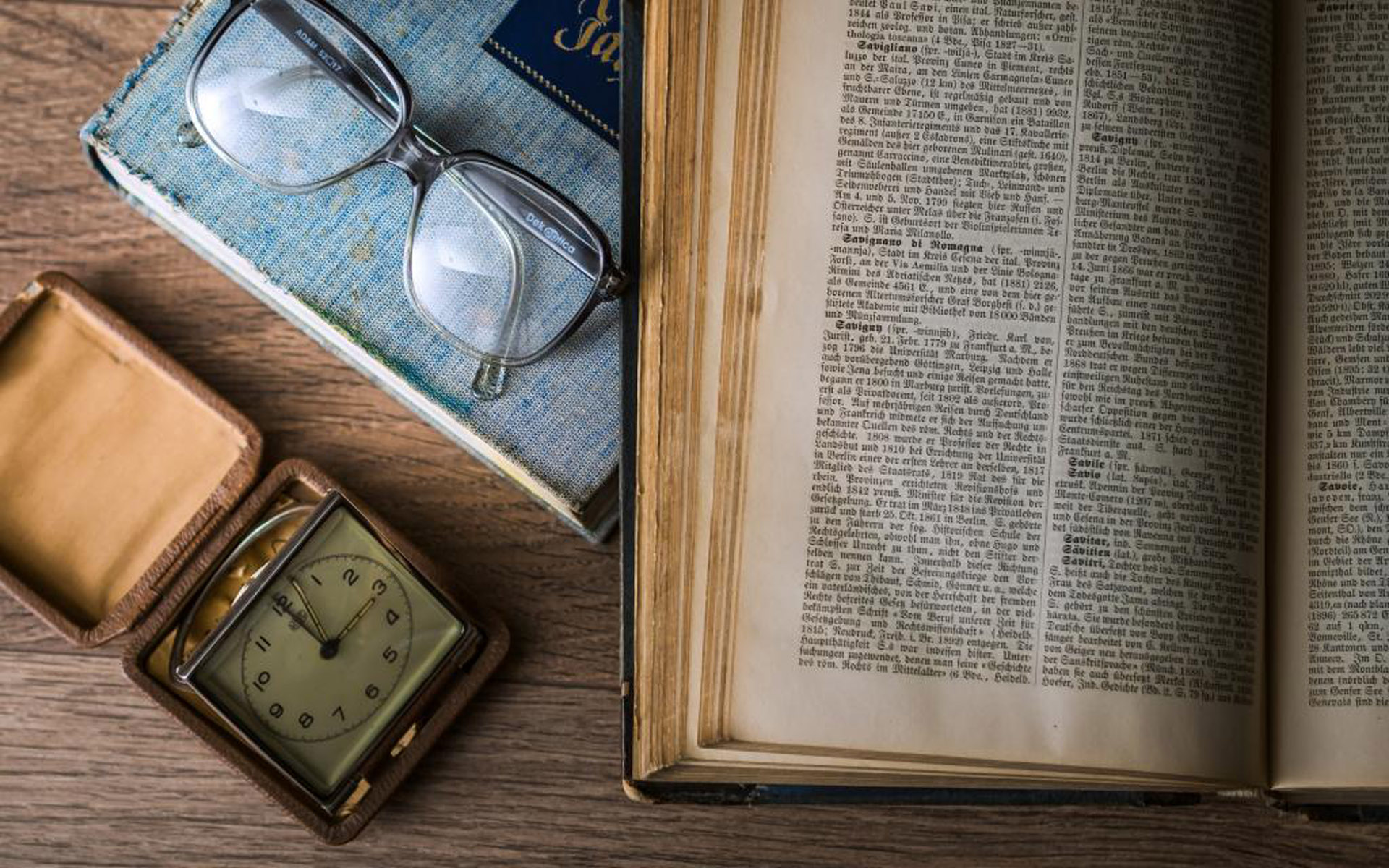 硕士论文查重包括文献综述吗?